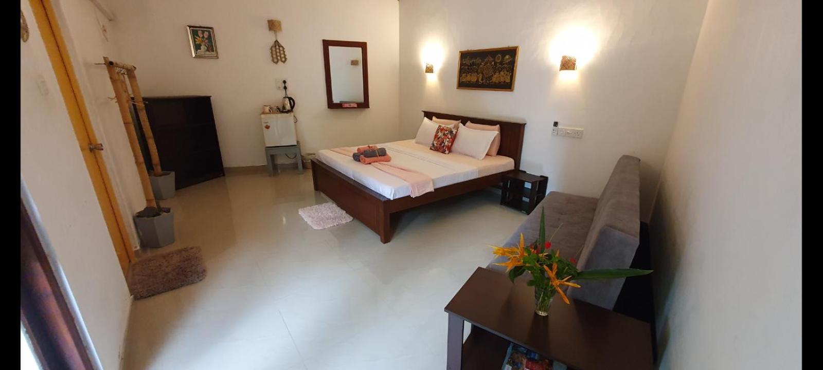 Blue Whale Lagoon Resort Ahangama Extérieur photo